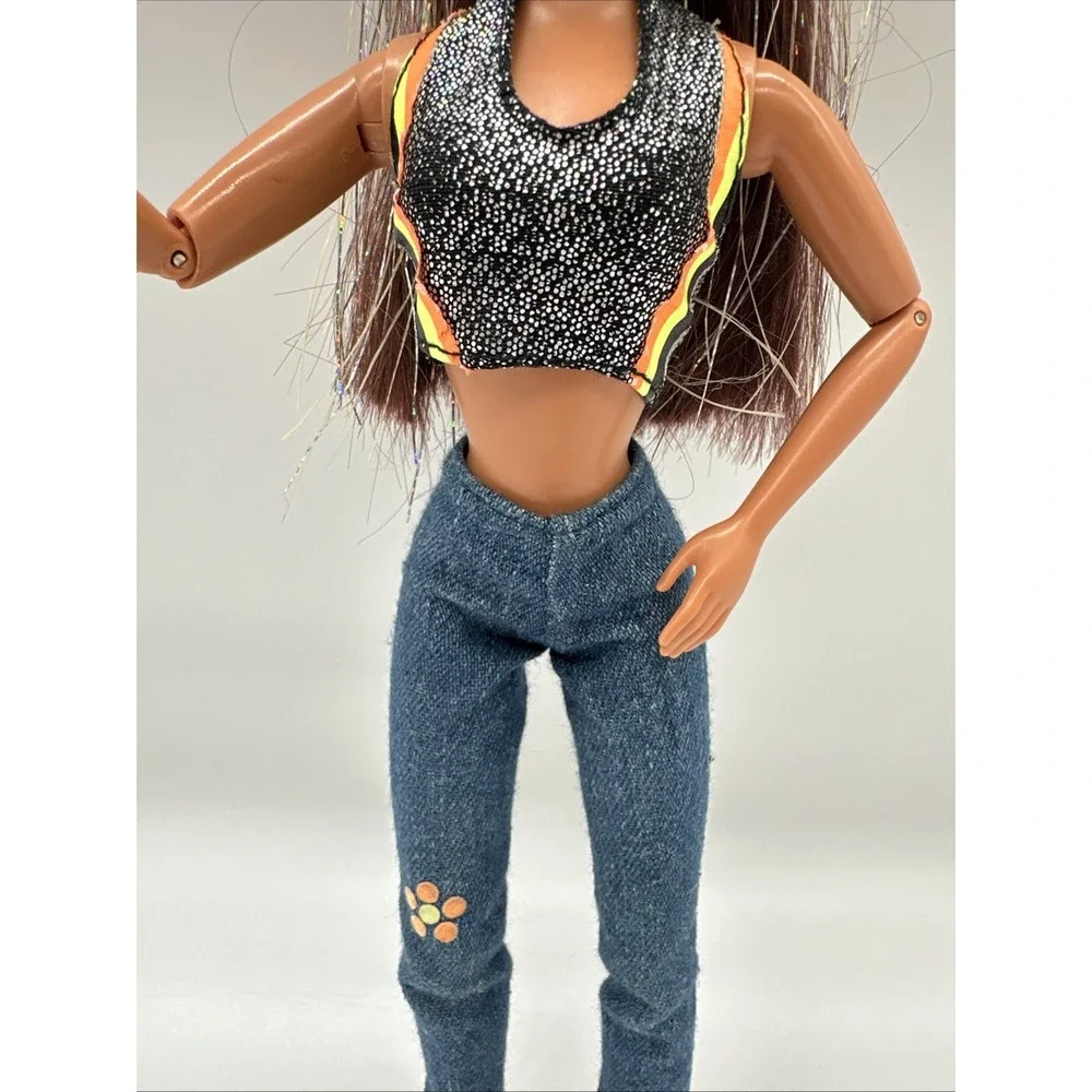 1998 Barbie Beyond Pink Teresa Doll Brunette Outfit Sunglasses Mattel Vintage